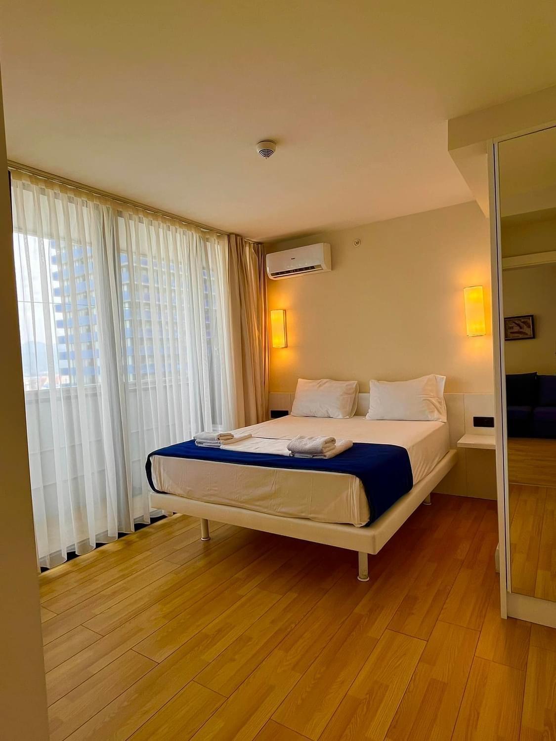 Orbi City Apartment With Sea View Batumi Exterior foto