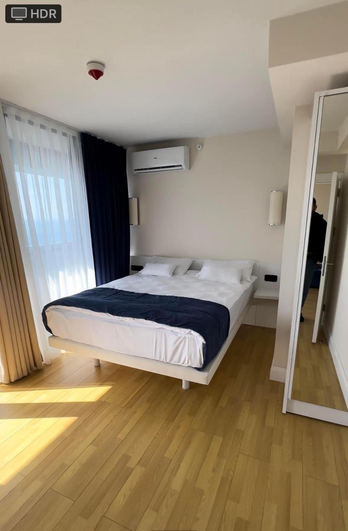 Orbi City Apartment With Sea View Batumi Exterior foto